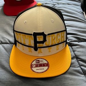 Pittsburgh Pirates SnapBack Hat